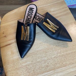 MOSCHINO MULES STUNNING